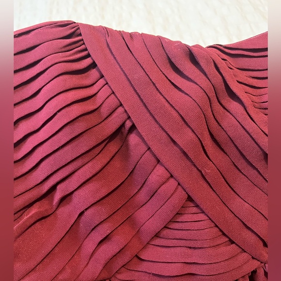 FOREVER 21 Red Strapless Dress - Picture 5 of 8